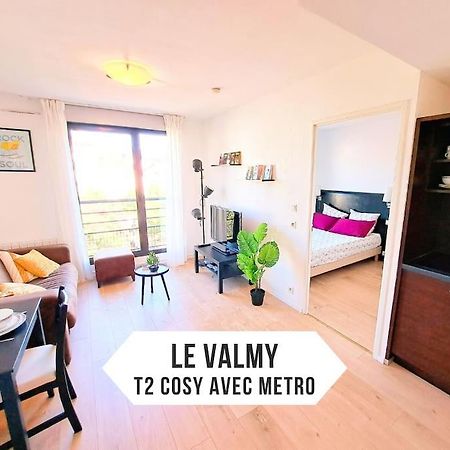 Le Valmy: Appartement Lumineux Au Pied Du Metro Lyon Buitenkant foto